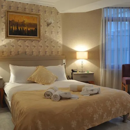 Harbiye Hotel 2*